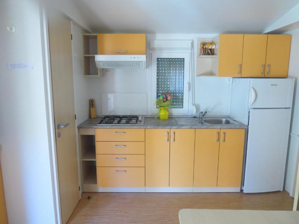 Diana & Josip Mobile Homes Biograd Na Moru Zewnętrze zdjęcie