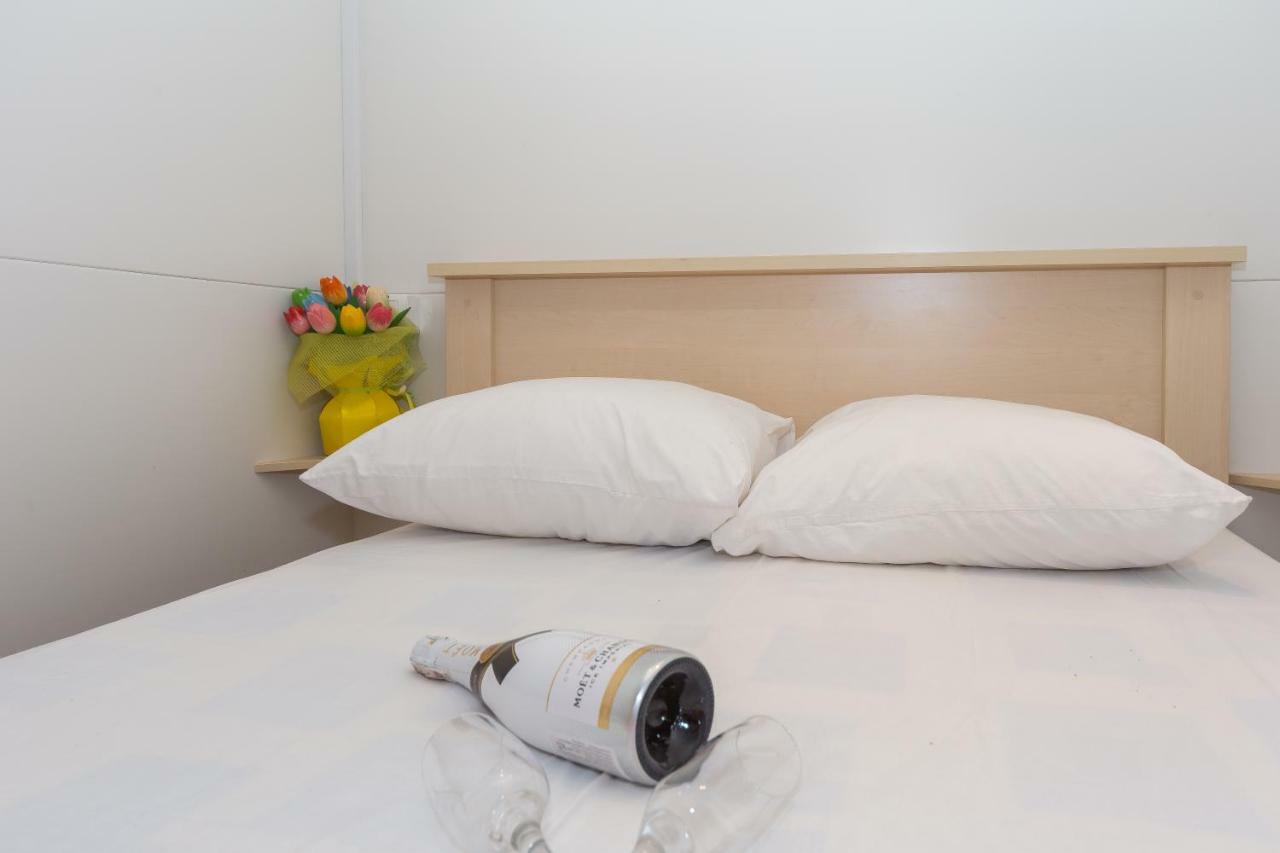Diana & Josip Mobile Homes Biograd Na Moru Zewnętrze zdjęcie