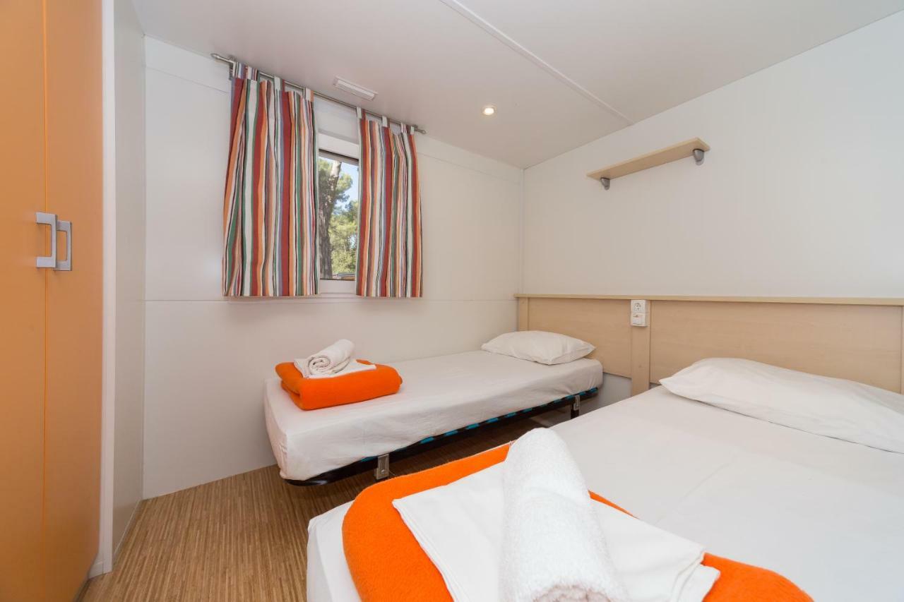 Diana & Josip Mobile Homes Biograd Na Moru Zewnętrze zdjęcie